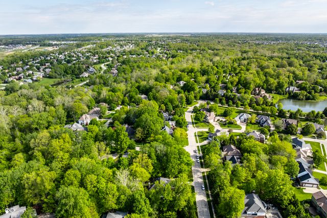 0 Chase Oak Court, Zionsville, IN 46077