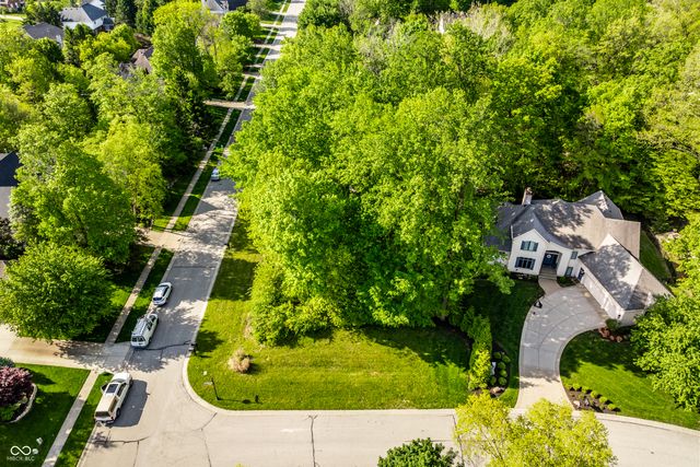 0 Chase Oak Court, Zionsville, IN 46077