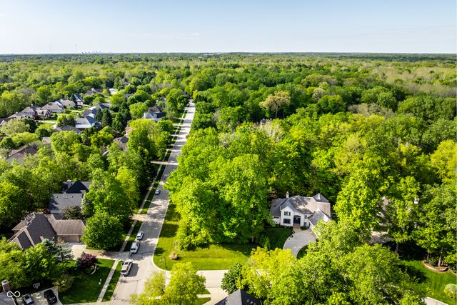 0 Chase Oak Court, Zionsville, IN 46077