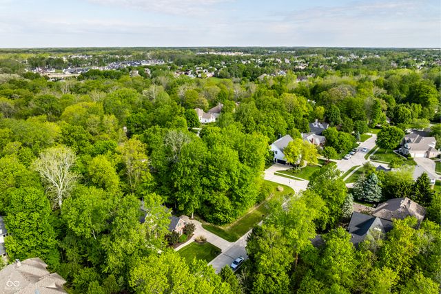 0 Chase Oak Court, Zionsville, IN 46077