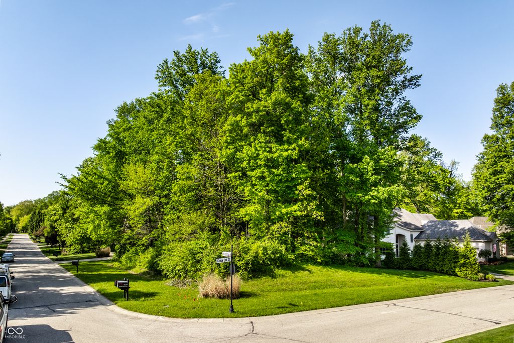 0 Chase Oak Court, Zionsville, IN 46077