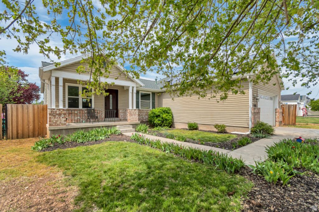 1421 N 125 E, Layton, UT 84041