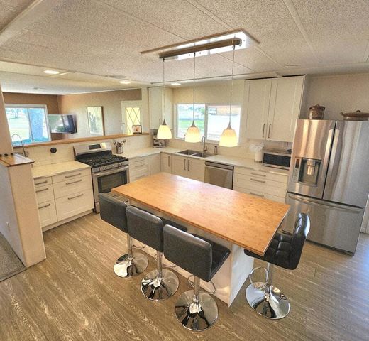 38432 Poppet Canyon Drive, Palm Desert, CA 92260