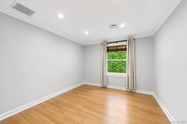 65 Wildway, Bronxville, NY 10708