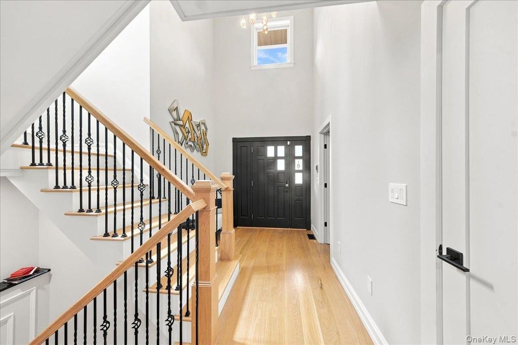 65 Wildway, Bronxville, NY 10708 — photo 2