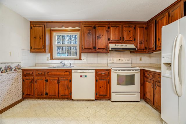 25 Cross Road, Amherst, NH 03031