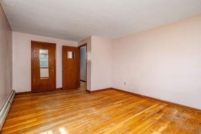 25 Cross Road, Amherst, NH 03031