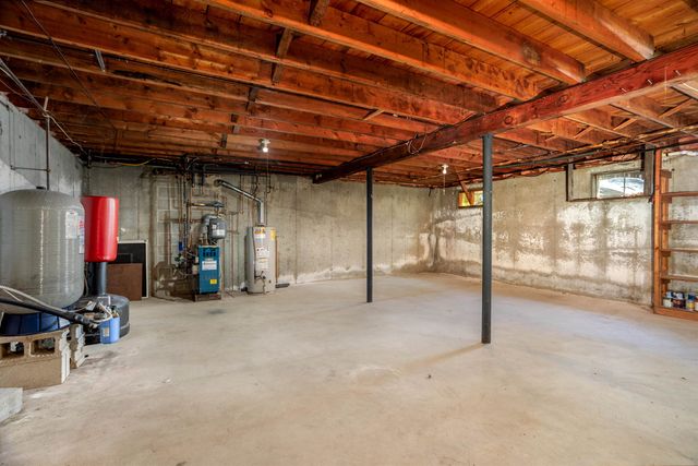 25 Cross Road, Amherst, NH 03031