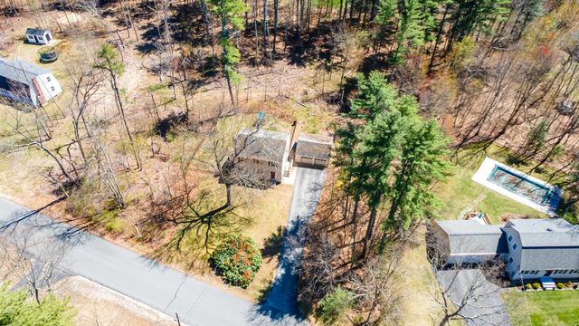 25 Cross Road, Amherst, NH 03031