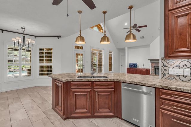 28510 Yonder Way, Houston, TX 77336