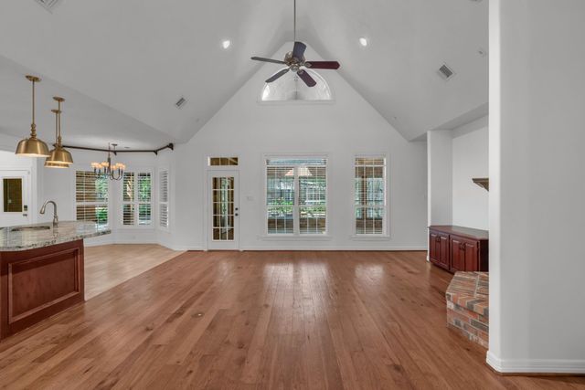 28510 Yonder Way, Houston, TX 77336