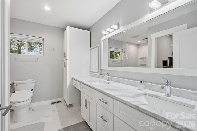 2125 Old Hickory Grove Road, Mount Holly, NC 28120