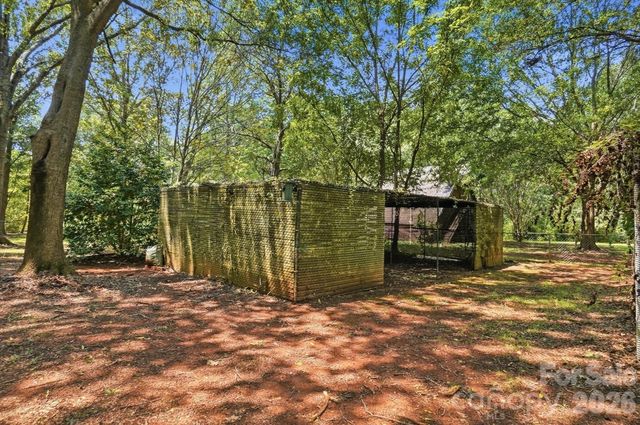 2125 Old Hickory Grove Road, Mount Holly, NC 28120