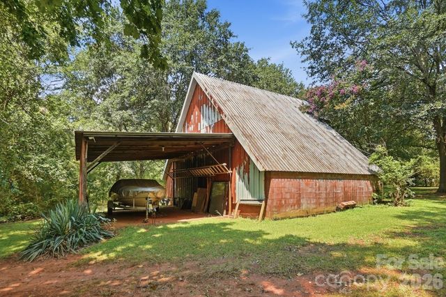 2125 Old Hickory Grove Road, Mount Holly, NC 28120