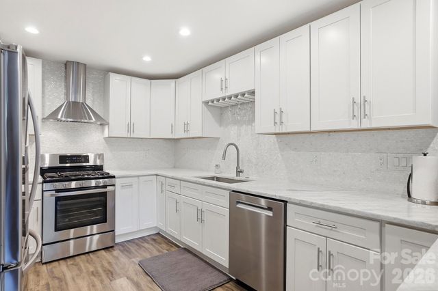 2125 Old Hickory Grove Road, Mount Holly, NC 28120