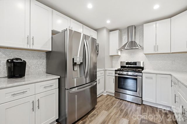 2125 Old Hickory Grove Road, Mount Holly, NC 28120