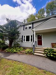 97 Granite Street, Londonderry, NH 03053