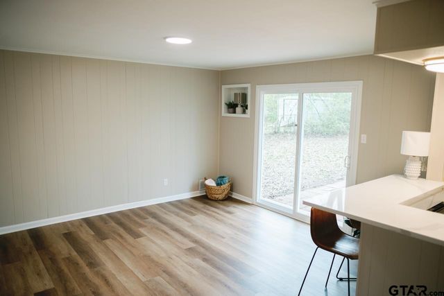 3131 Greg Ln, Tyler, TX 75701