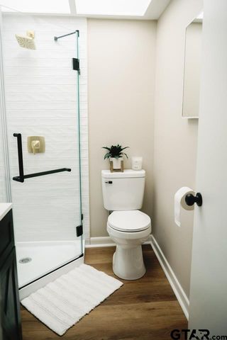 3131 Greg Ln, Tyler, TX 75701