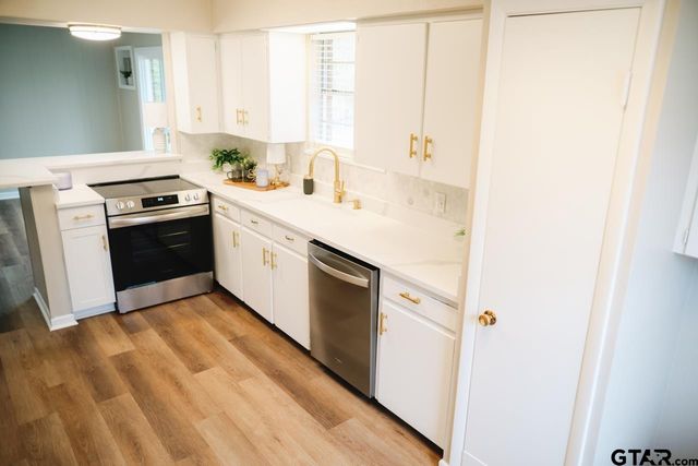 3131 Greg Ln, Tyler, TX 75701