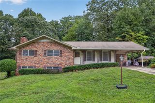 4690 Janice Drive, College Park, GA 30337