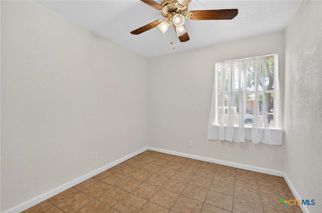 1005 Pine Drive, Killeen, TX 76543