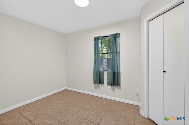 1005 Pine Drive, Killeen, TX 76543