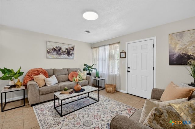 1005 Pine Drive, Killeen, TX 76543