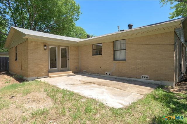1005 Pine Drive, Killeen, TX 76543