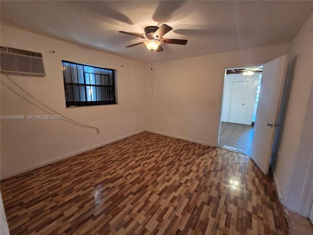 576 NW 147th St 0, Miami, FL 33168