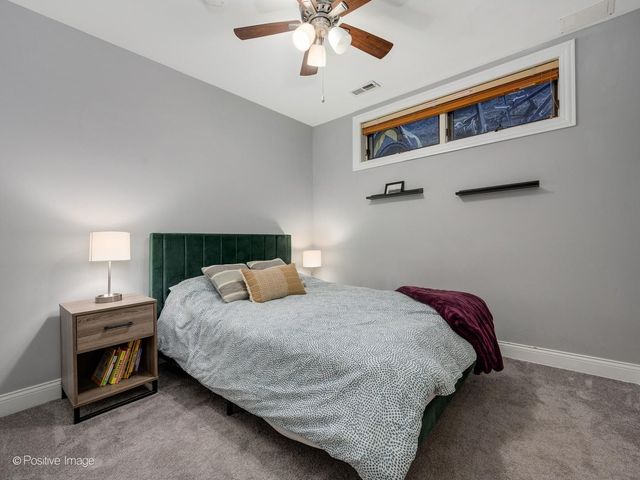 1945 W Erie Street 1W, Chicago, IL 60622