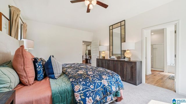 136 MILL POINT WAY, Calera, AL 35040