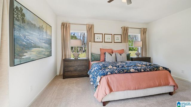 136 MILL POINT WAY, Calera, AL 35040