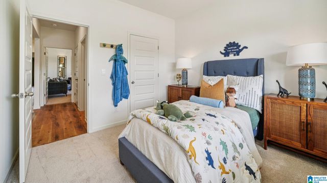 136 MILL POINT WAY, Calera, AL 35040