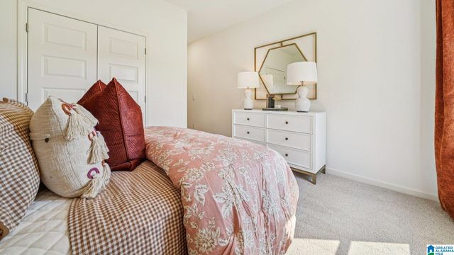 136 MILL POINT WAY, Calera, AL 35040