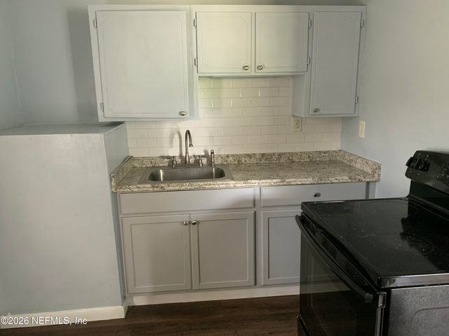 1440 W 24TH Street, Jacksonville, FL 32209