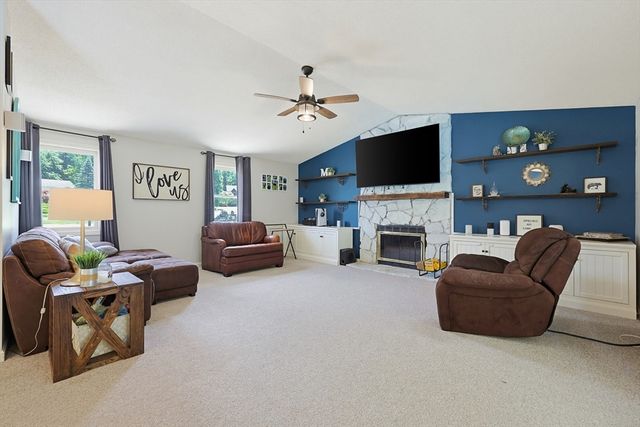 14 Revere Rd, Southwick, MA 01077