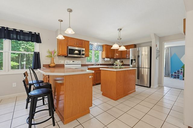 14 Revere Rd, Southwick, MA 01077