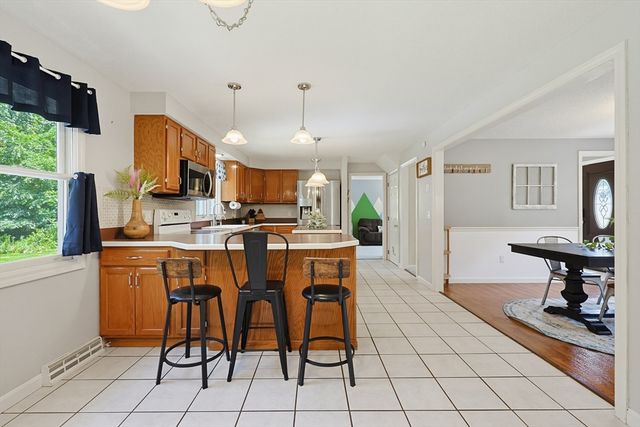 14 Revere Rd, Southwick, MA 01077