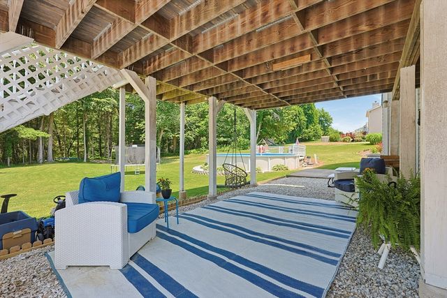 14 Revere Rd, Southwick, MA 01077