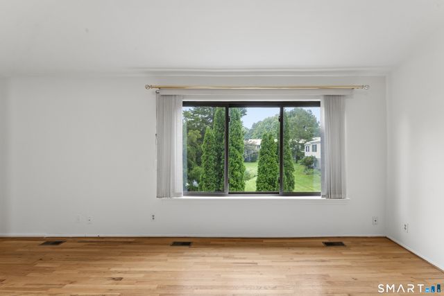 82 Olcott Way 82, Ridgefield, CT 06877