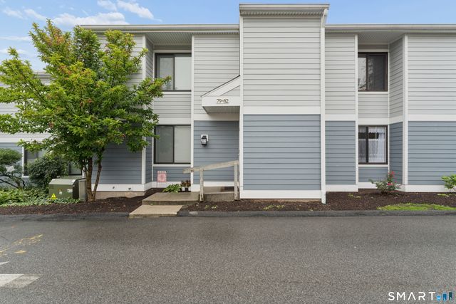82 Olcott Way 82, Ridgefield, CT 06877