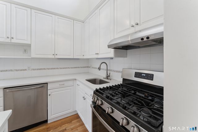 82 Olcott Way 82, Ridgefield, CT 06877