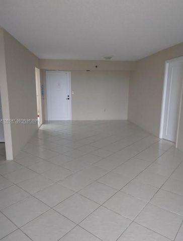 1300 Saint Charles Place PH15, Pembroke Pines, FL 33026