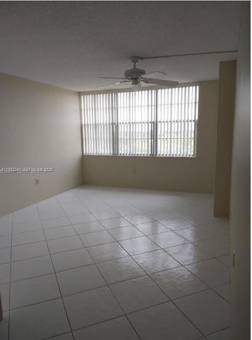1300 Saint Charles Place PH15, Pembroke Pines, FL 33026