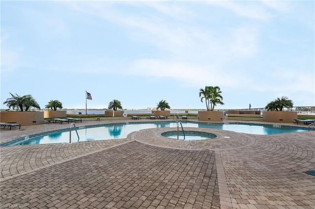 2110 W 1st ST # 103, Fort Myers, FL 33901