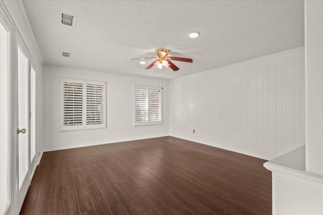 9607 Uxbridge Avenue, Lubbock, TX 79424