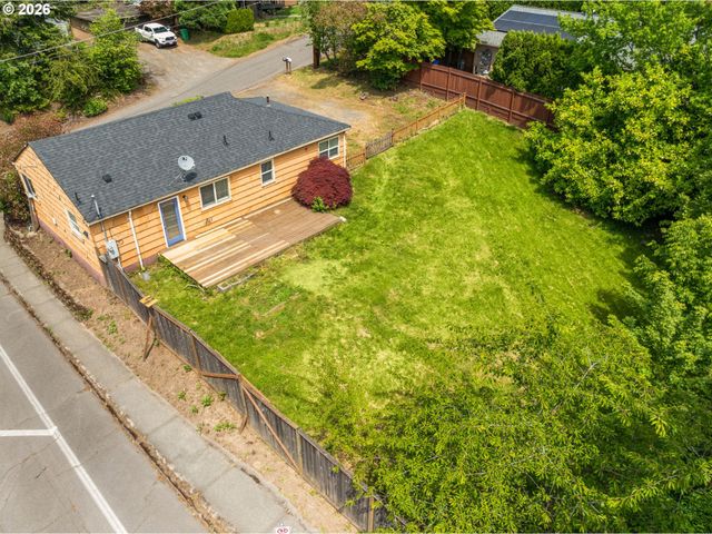 4836 Sw CORONADO St, Portland, OR 97219