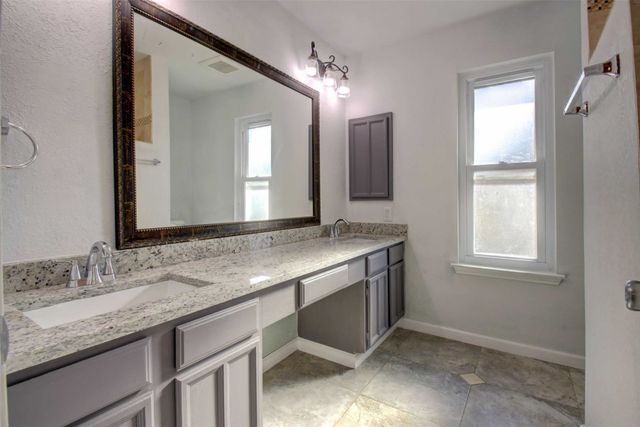 2421 Claremont Drive, Grand Prairie, TX 75052