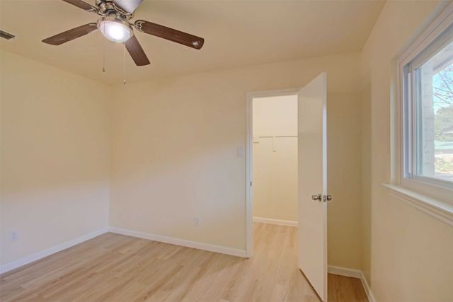 2421 Claremont Drive, Grand Prairie, TX 75052